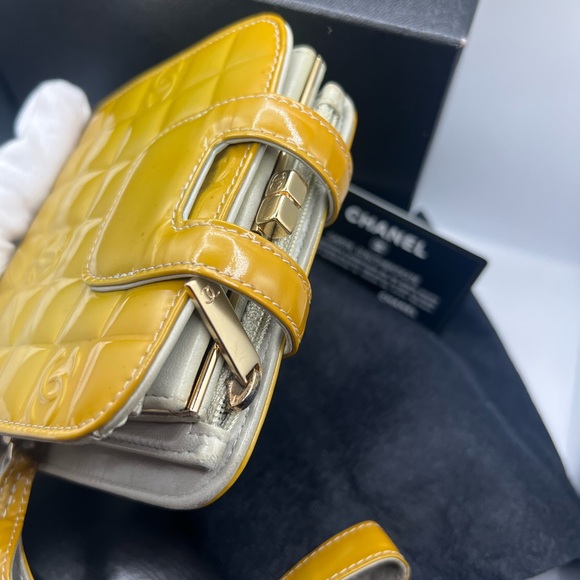 Chanel Chocolate bar Cocomark Enamel Bi-fold wallet - Picture 7 of 13